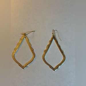 Kendra Scott gold tone earrings. Excellent condition
